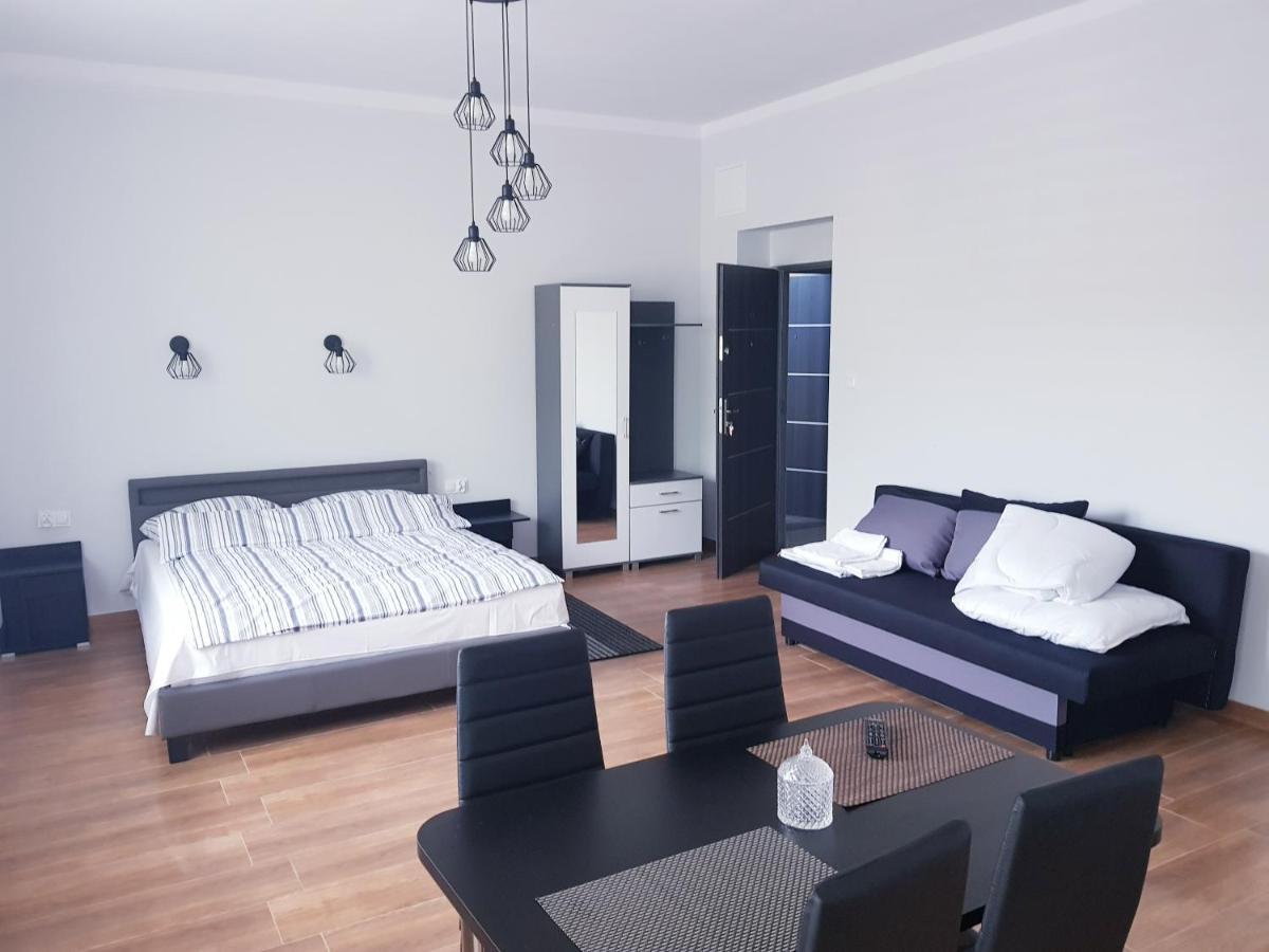 Apartamenty Polna Ostrowiec Świętokrzyski Eksteriør billede